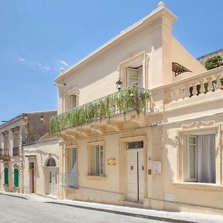 A Marchisa -Noto- Aparthotel Buitenkant foto